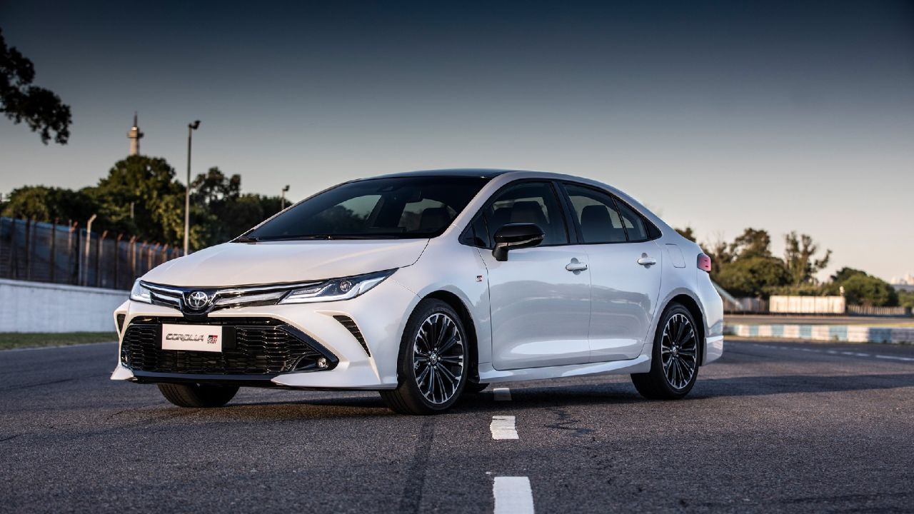 Toyota lanzó el nuevo Corolla GRSport en Argentina precio y ficha