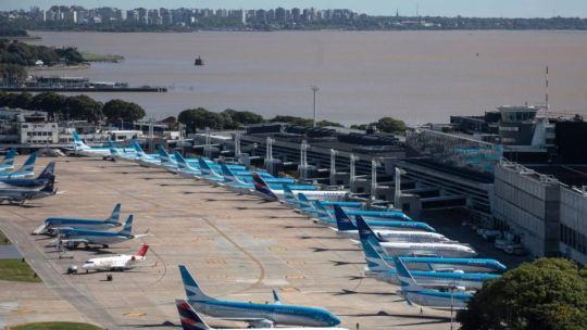 El Aeroparque Jorge Newbery volverá a operar a partir del 15 de marzo.
