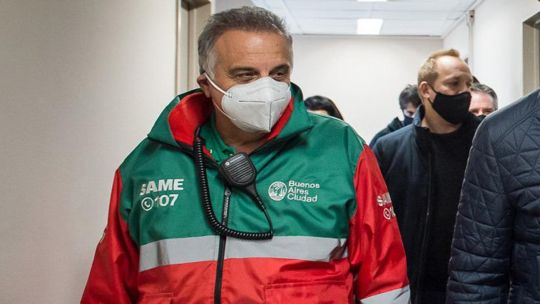 Alberto Crescenti, director del SAME: "Hemos atendido a seis heridos, la mayoría por caídas desde semáforos"