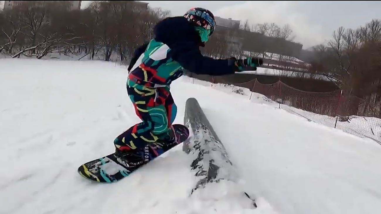 Vasilisa Ermakova nena rusa que es un crack del snowboard.