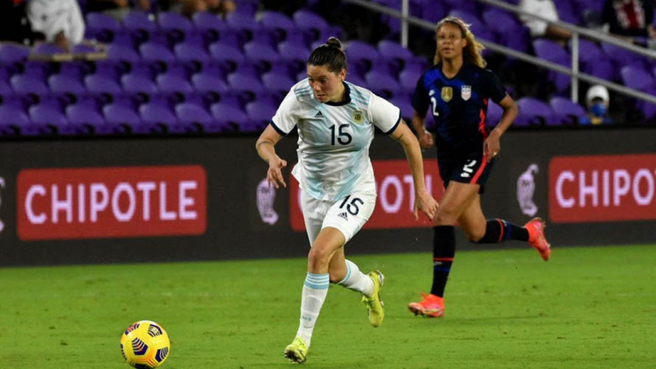 442 Fútbol femenino Argentina cayó 60 ante Estados Unidos en la