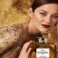 mítica fragancia La actriz francesa Marion Cotillard, con la luna de fondo, es la nueva imagen del famoso perfume.