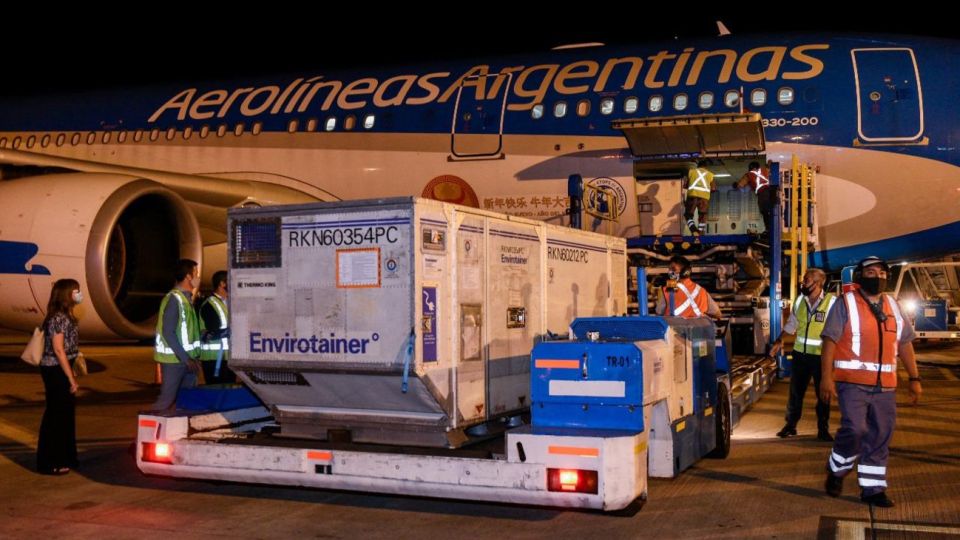 llegada ezeiza vacunas