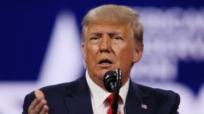 Donald Trump reapareció durante un acto conservador en Florida
