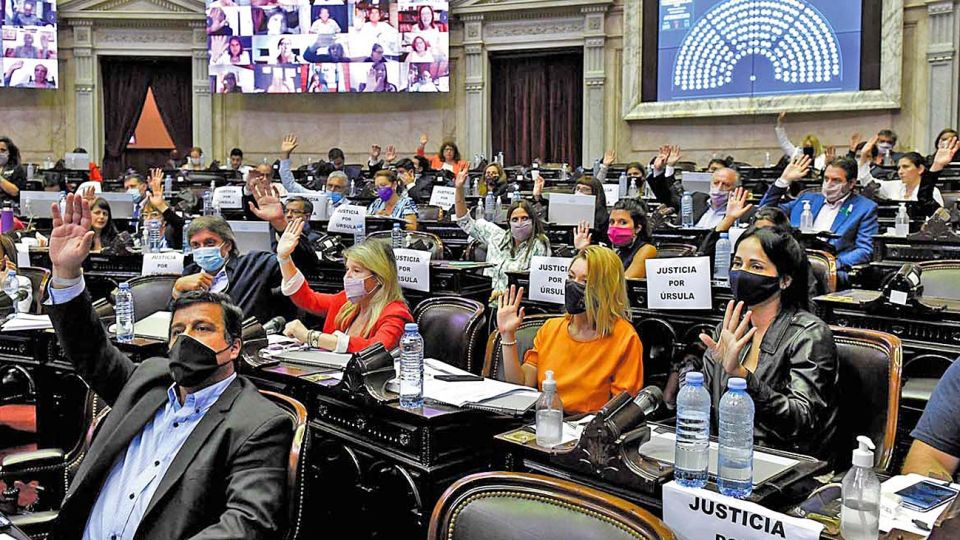 20210228_diputados_sesion_congreso_cedoc_g