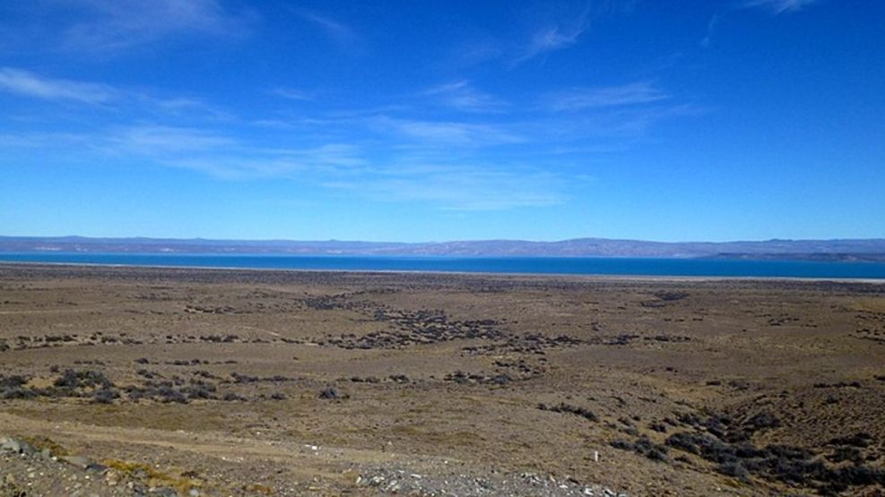 El lago Cardiel está a 80 kilómetros de Gobernador Gregores 