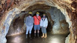 La visita al pueblo sanluiseño de La Carolina y a su mina de oro abandonada se convierte en una aventura inolvidable.