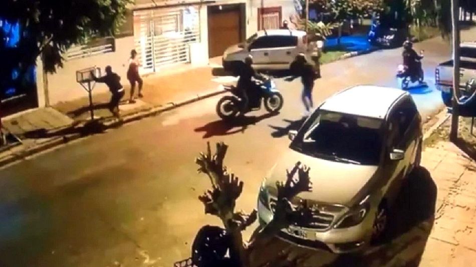Motochorros y gas pimienta 20210302