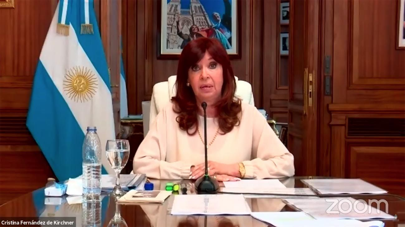 Cristina Fernández en la Audiencia vía Zoom por Dólar futuro