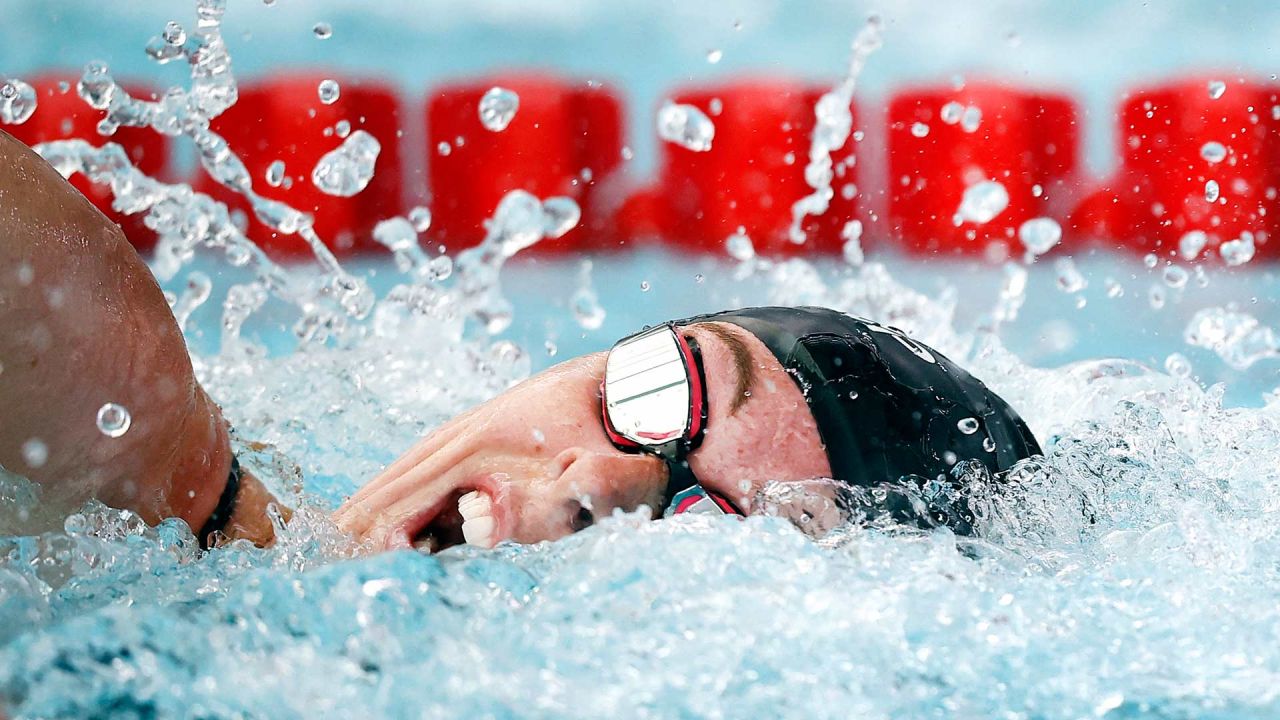 1Allison Schmitt compite en las eliminatorias femeninas de 100 metros estilo libre en el segundo día de la TYR Pro Swim Series en San Antonio, Texas.  | Foto:AFP