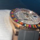 Mirá el millonario reloj de Maluma con diamantes de todos los colores