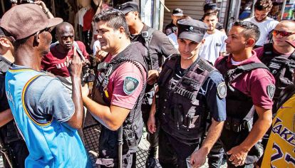 Rechazo. El macrismo dice que expulsó hasta un 300% más de inmigrantes con antecedentes.