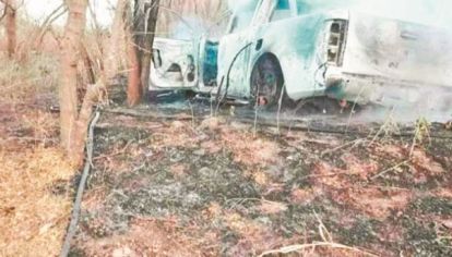 CALCINADA. El 4 de junio de 2020 apareció el cuerpo de Verónica Tottis en el interior de su camioneta Ford Ranger totalmente quemada. La hipótesis del accidente quedó rápidamente descartada.