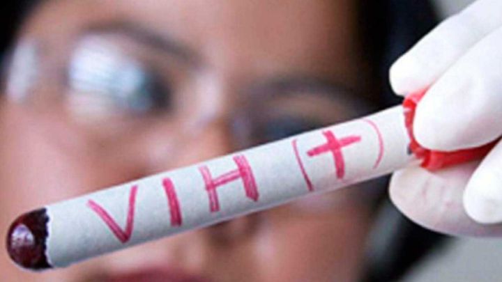 Ilusión. Los infectólogos se esperanzan pero también recomiendan hacerse el test de diagnóstico.