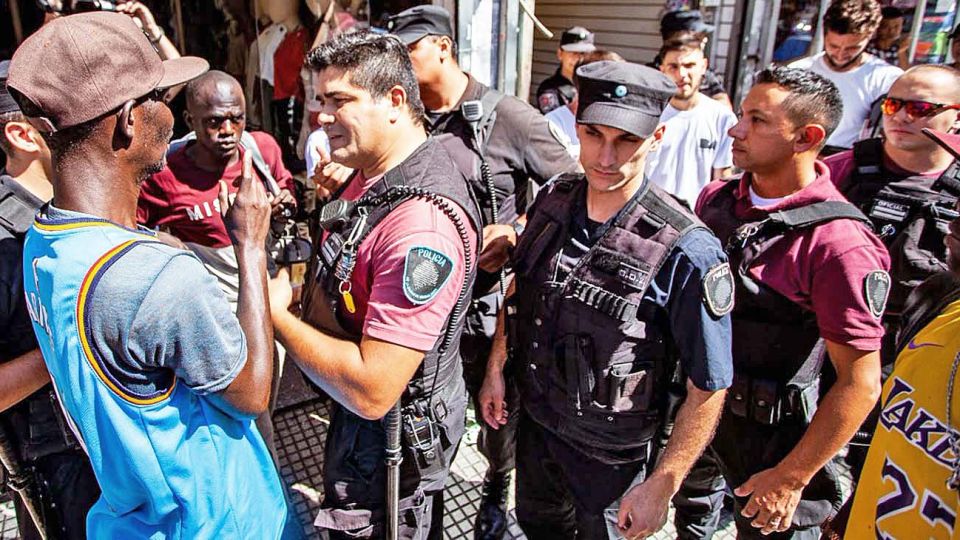 20210306_policia_inmigrantes_extranjeros_twitter_g