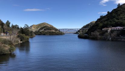 SAN ROQUE. El tradicional lago cordobés seguirá siendo monitoreado durante todo el 2021.
