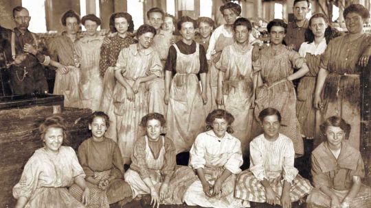 Historia. El 8M es en conmemoración a una marcha de 15 mil trabajadoras convocada por el Partido Socialista ocurrida el 8 de marzo de 1857 en Nueva York.
