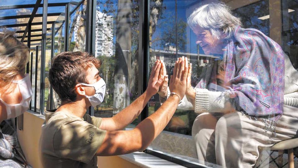 Pandemia. Cómo aprenderá la humanidad a convivir con nuevos hábitos.