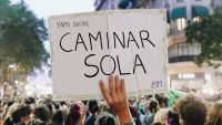 “Caminar Sola”, el lema feminista que se hizo canción