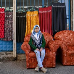 El refugiado sirio Dalaa Hadidi, de 10 años, posa durante una entrevista con AFP en Gaziantep, sureste de Turquía. - Más de 3,6 millones de sirios han encontrado refugio tras el conflicto de una década en la vecina Turquía, incluidos alrededor de 1,5 millones de niños menores de 18 años. la edad de 15 años, según cifras oficiales. | Foto:Ozan Kose / AFP