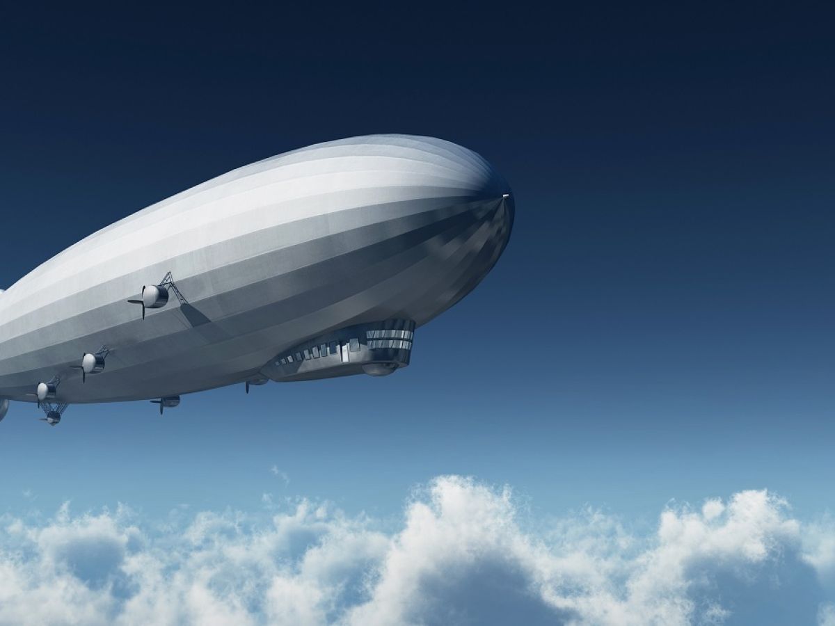 Dirigible 2024 o zeppelin