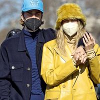 JUSTIN BIEBER Y HAILEY EN PARIS