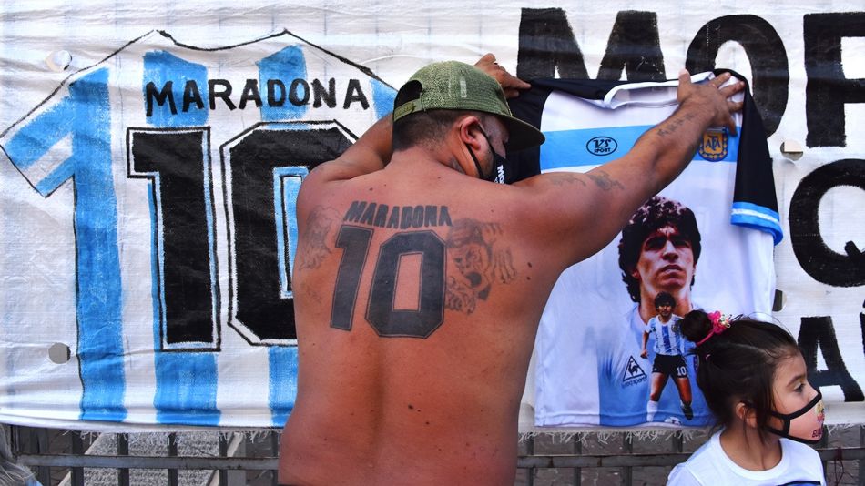 Marcha y reclamo por Justicia en la causa que investiga la muerte de Maradona.