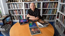 Ganó decenas de reconocimientos entre los que están Premios ACE, Hugo, Carlos, Trinidad Guevara, Teatro del Mundo y Florencio Sánchez, entre otros.