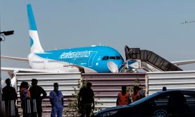 aerolineas plane