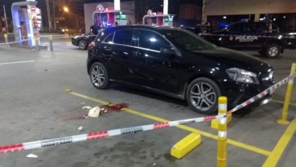 El auto de Ariel González Zeballos, el abogado baleado en Rosario.