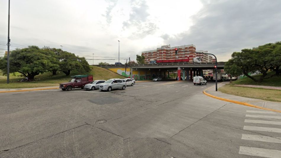 la colectora de la Autopista Dellepiane y Escalada