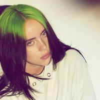 Billie Eilish se despidió del verde y se hizo un espectacular cambió el look