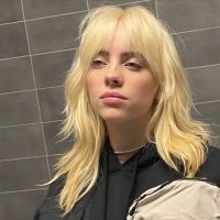Billie Eilish se despidió del verde y se hizo un espectacular cambió el look