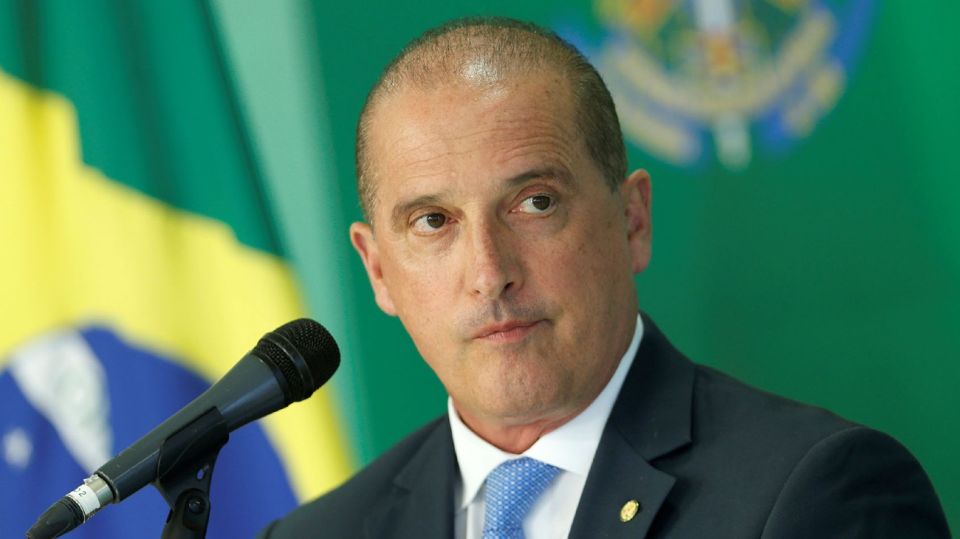 Ministro Brasil COVID-19