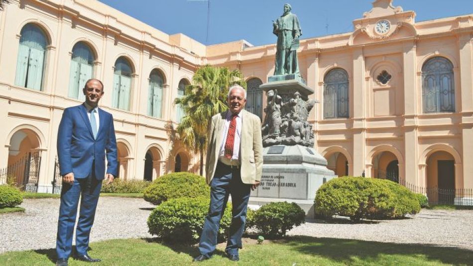 Velez Funes y López Peña