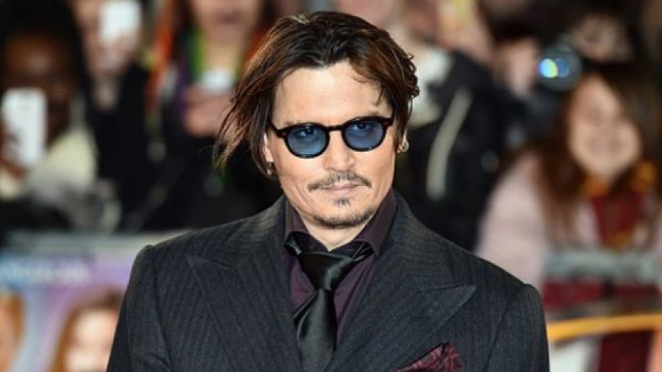 Gran susto para Johnny Depp: un hombre ingresó a su casa y tuvo que sacarlo la policía