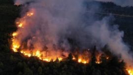 Son varios los focos de fuego activos en las provincias de Chubut y Río Negro.