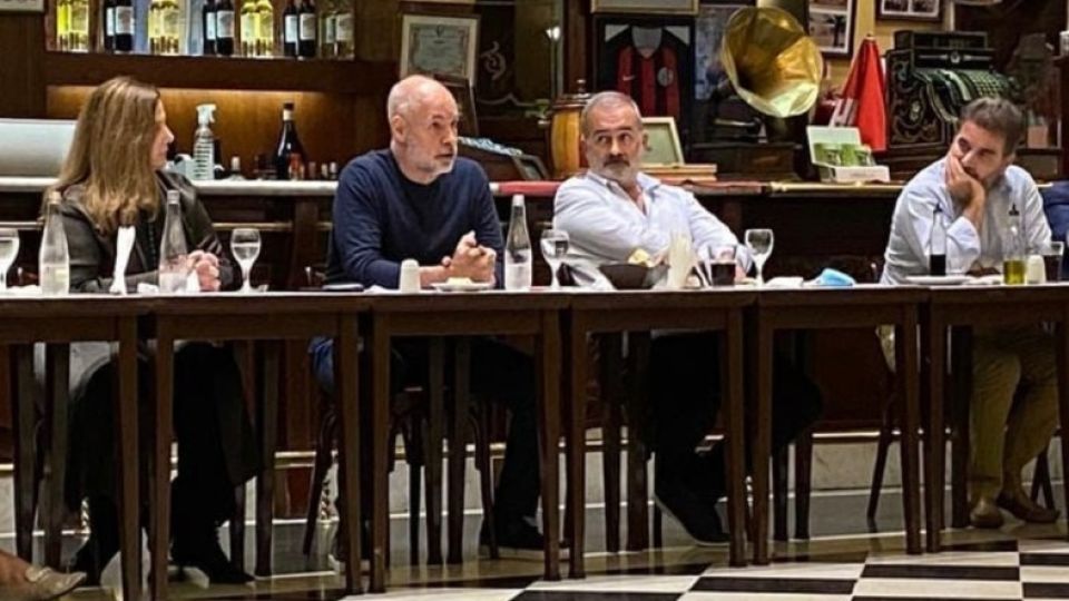 Larreta en cena política