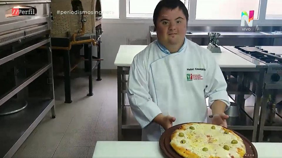 Mateo Kawaguchi, el pizzero con síndrome de down