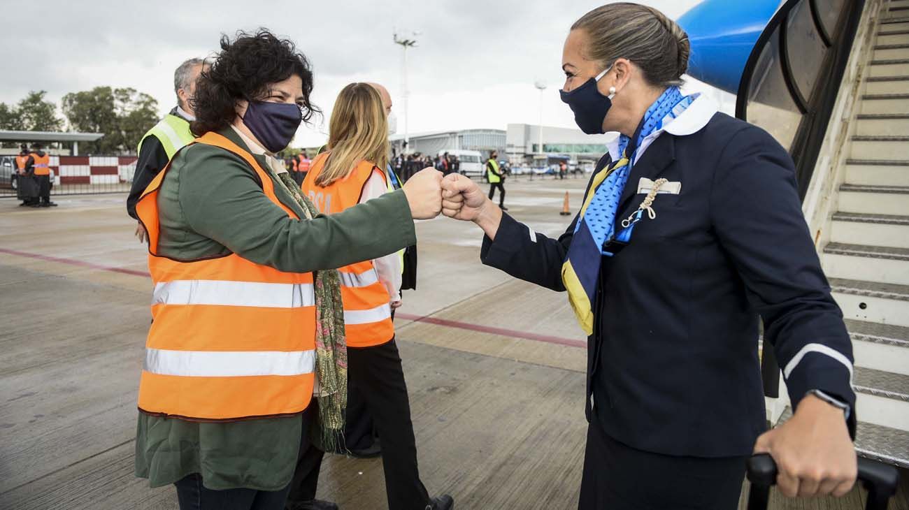 Regreso de Rusia del avión de Aerolíneas Argentinas con el cargamento de vacunas anti covid-19