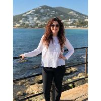 Lic. Evangelina Aronne