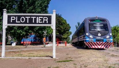 El tren a Plottier volvió a funcionar después de 29 años.