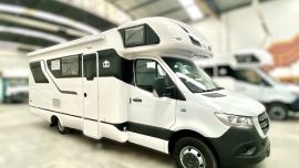 Royal Home desarrolló un nuevo motorhome sobre chasis Mercedes Sprinter que conforma una unidad sellada.