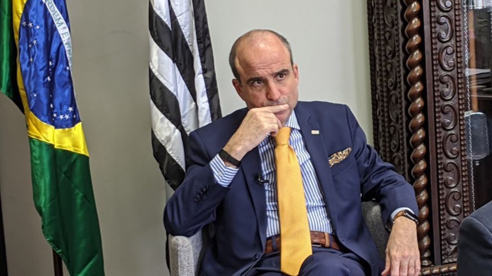 Julio Serson con Joao Doria 20210402