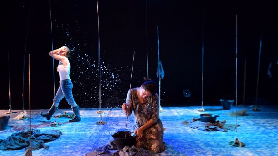 Dos señoritas Julia Obra de teatro