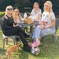 Wanda, Fracesca e Isabella: sus looks "puppets" para el domingo de Pascuas