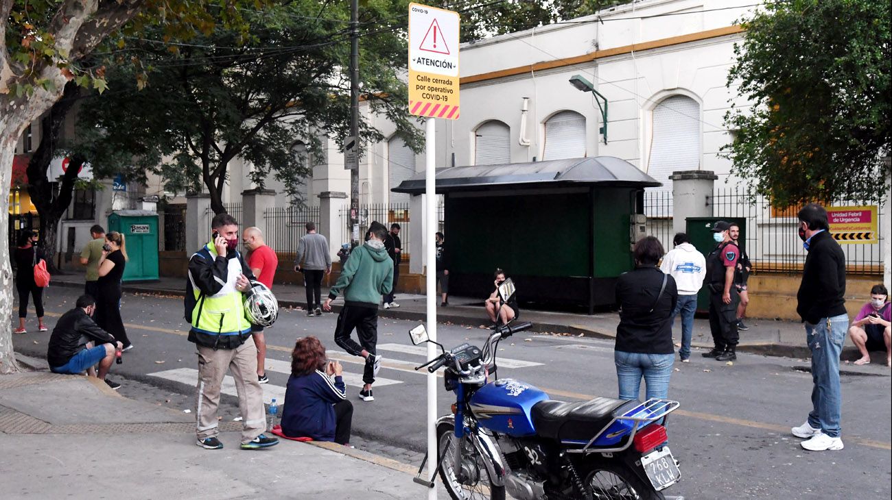 Segunda ola de coronavirus. Los ciudadanos asisten a los testeos e hisopados.