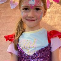 Así festejó su cumple Malaika, la hija de Zaira Nara: sirenas y princesas al aire libre