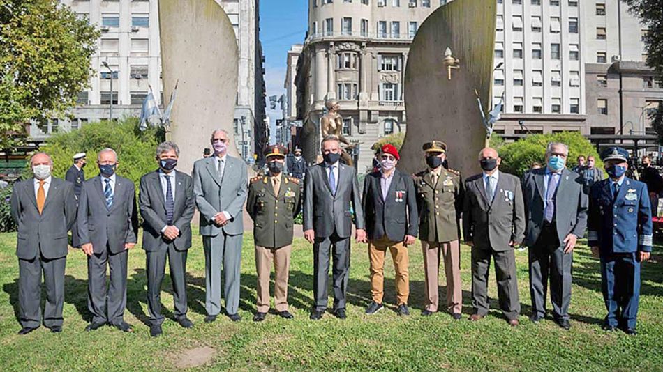20210410_ceremonial_malvinas_cedoc_g