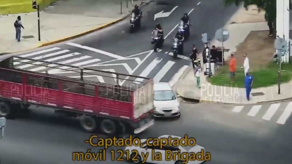 La persecución a un ladrón de autos desde Mataderos a San Martín. El detenido tenía antecedentes por robo y asociación ilícita.